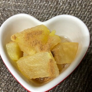 レンジで簡単☆バターシナモン味の林檎煮